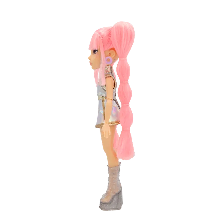 K-Pop Idol, lalka modowa, Yuni