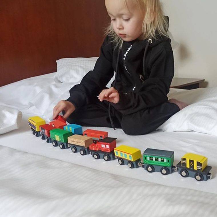 Kruzzel, drewniana kolejka, 12 elementów