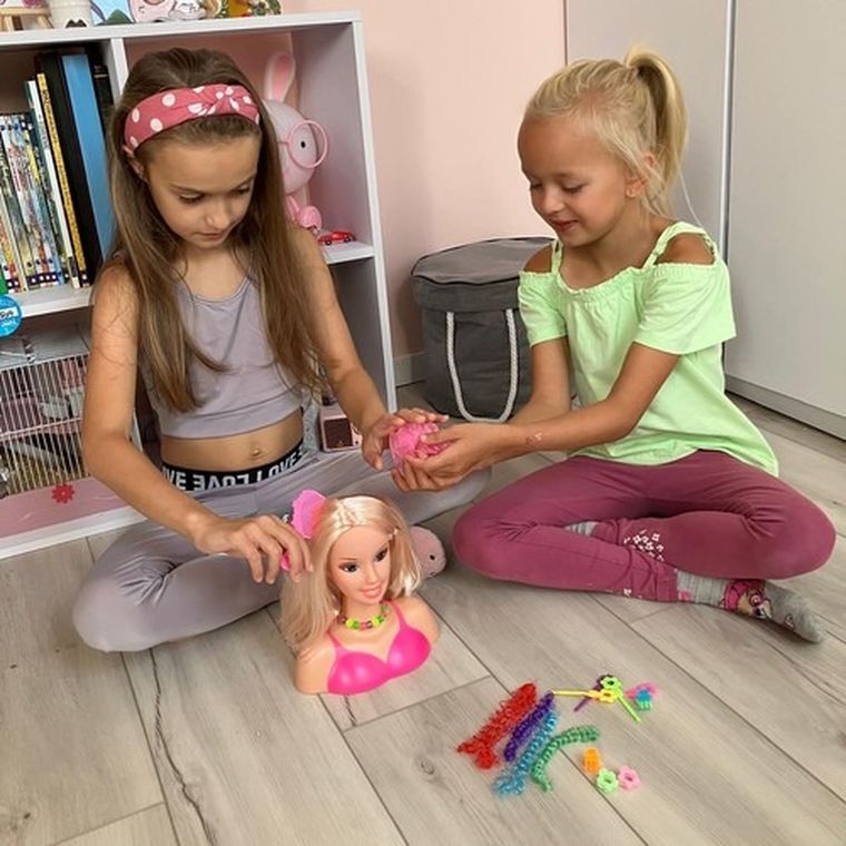 Kruzzel, głowa do stylizacji z akcesoriami