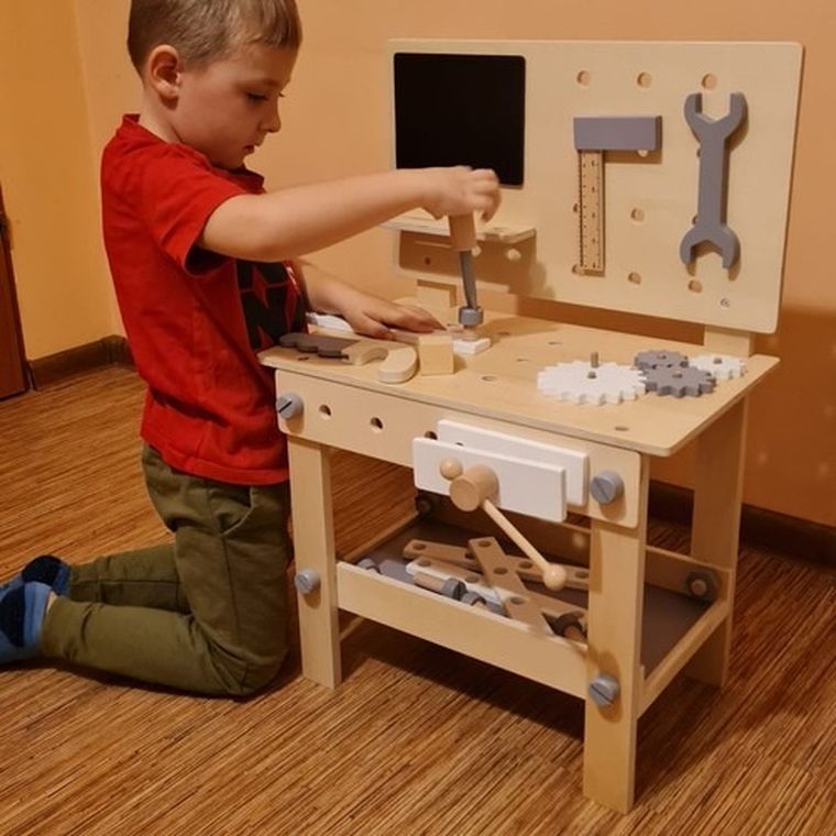 Kruzzel, warsztat, drewniany