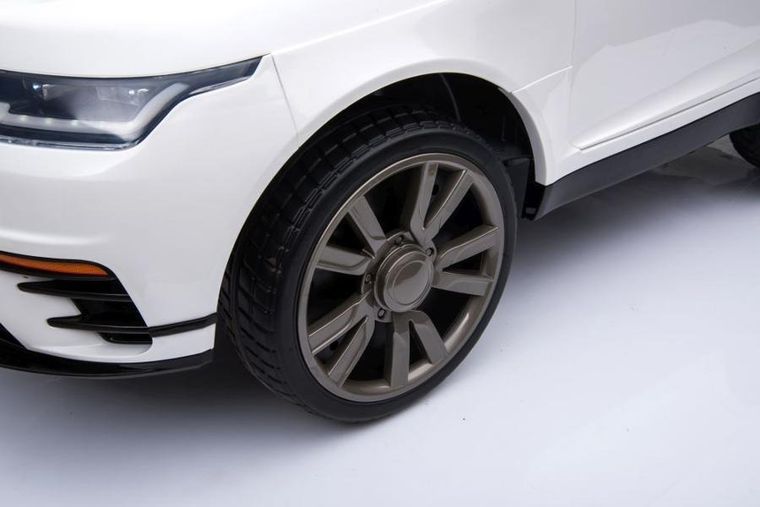 Lean Cars, pojazd na akumulator, BLT-688, biały