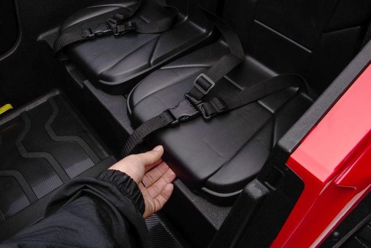 Lean Cars, pojazd na akumulator, S618 4-4, czerwony