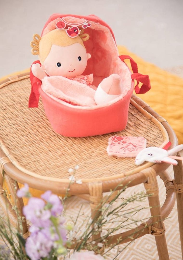 Lilliputiens, Lena, lalka dzidziuś w gondoli z komforterem i butelką mleka