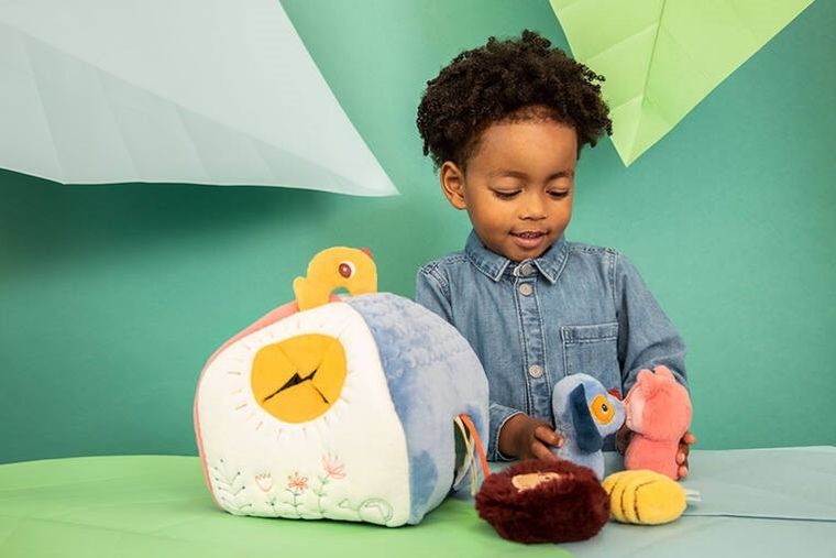 Lilliputiens, Piesek Jules, domek aktywizujący z grzechotkami, 9m+