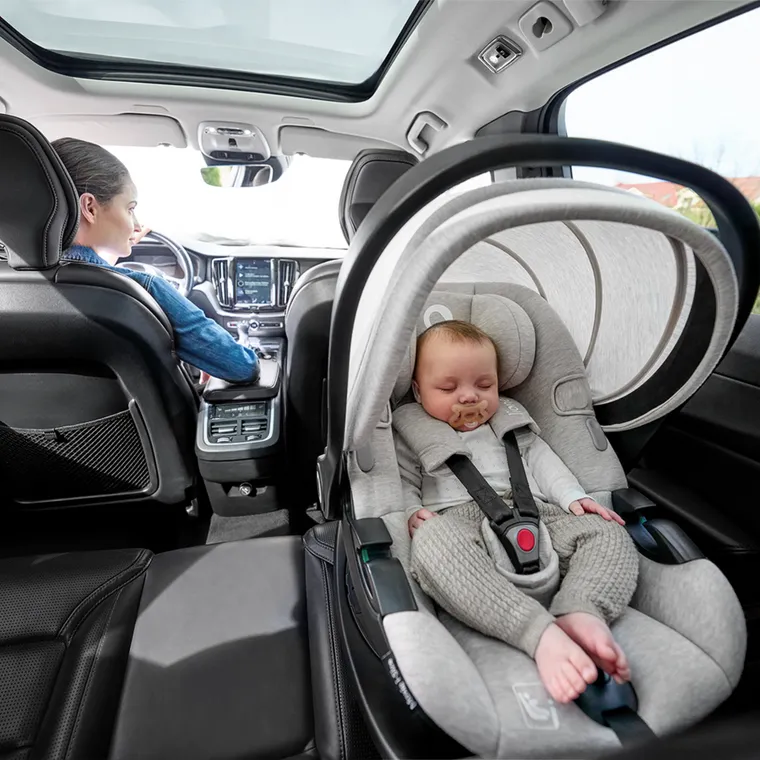 Lionelo, Moxie, fotelik samochodowy z bazą, i-Size, Pink Mauve, 40-87 cm