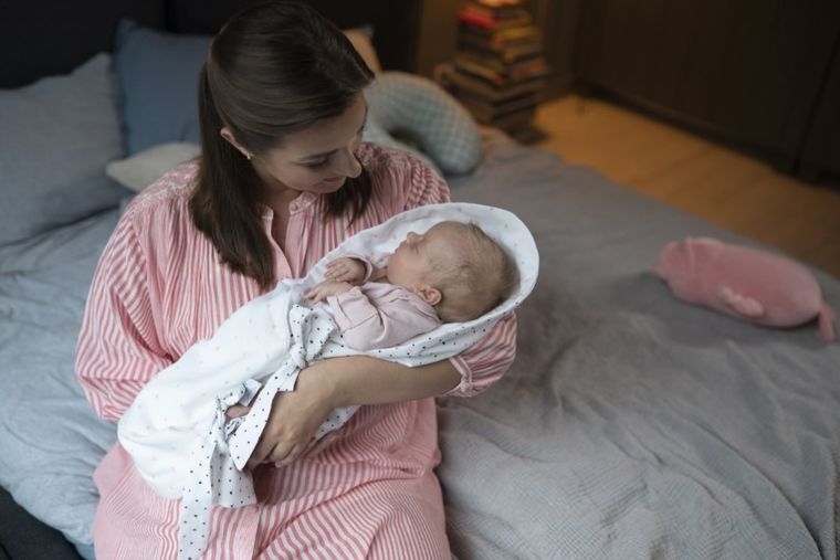 Motherhood, ECO Kropeczki Szare, rożek muślinowy