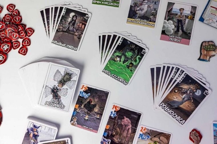 Portal Games, Jakub Wędrowycz: Upiorne wczasy, gra karciana