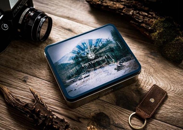 Portfel, brązowy, skórzany, RFID, Peterson