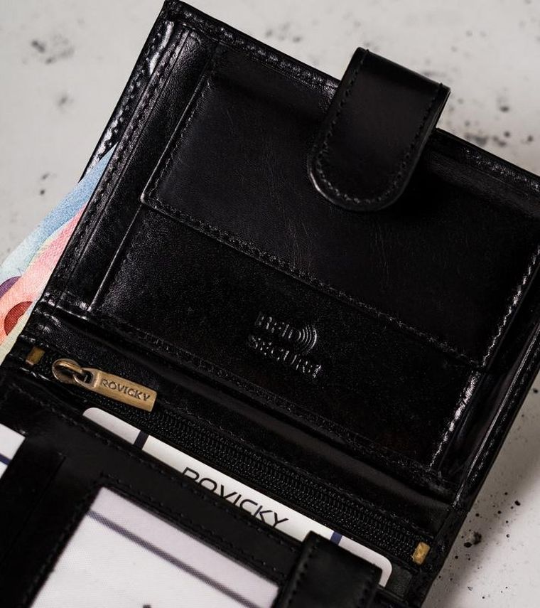 Portfel, czarno-czerwony, skórzany, RFID, Rovicky