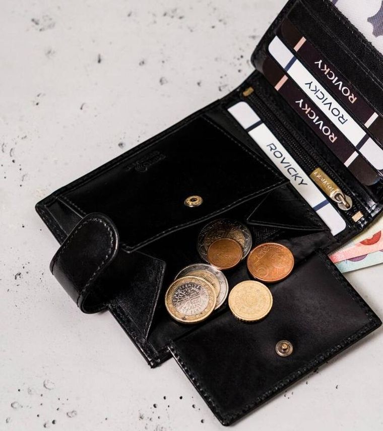 Portfel, czarno-czerwony, skórzany, RFID, Rovicky