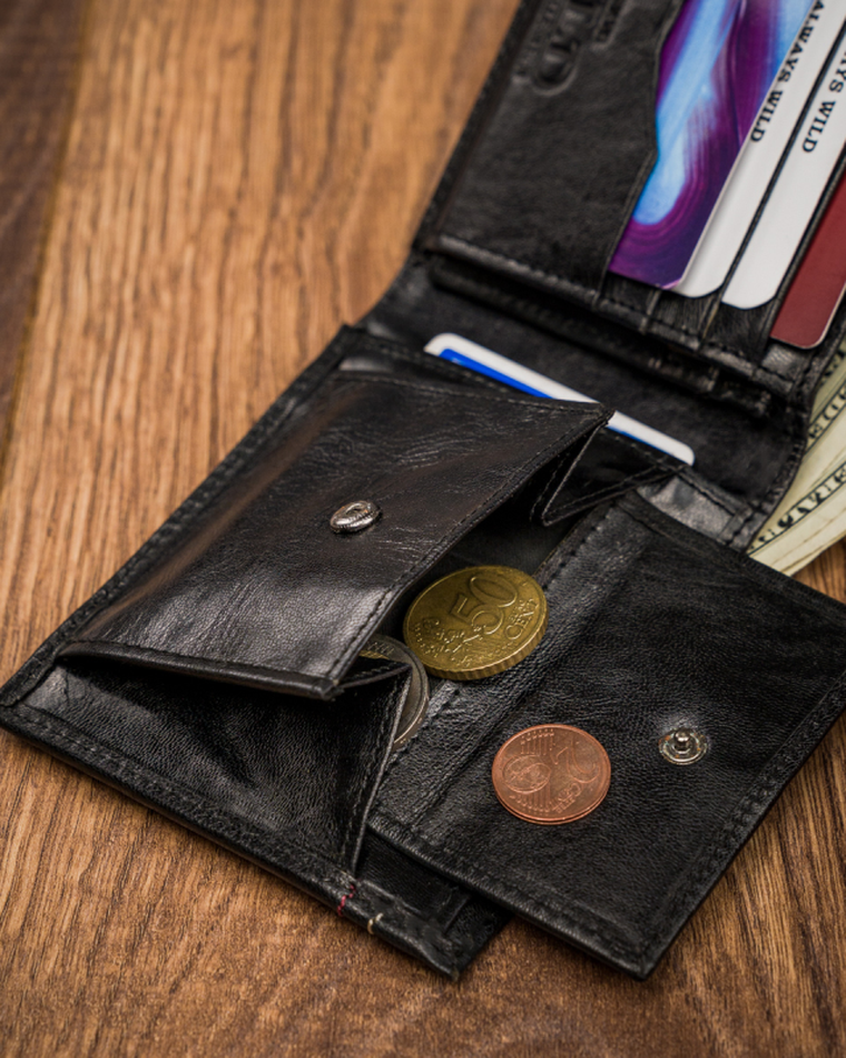 Portfel, czarny, skórzany, Always Wild