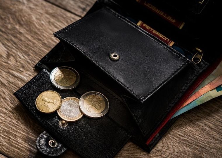 Portfel, czarny, skórzany, Peterson