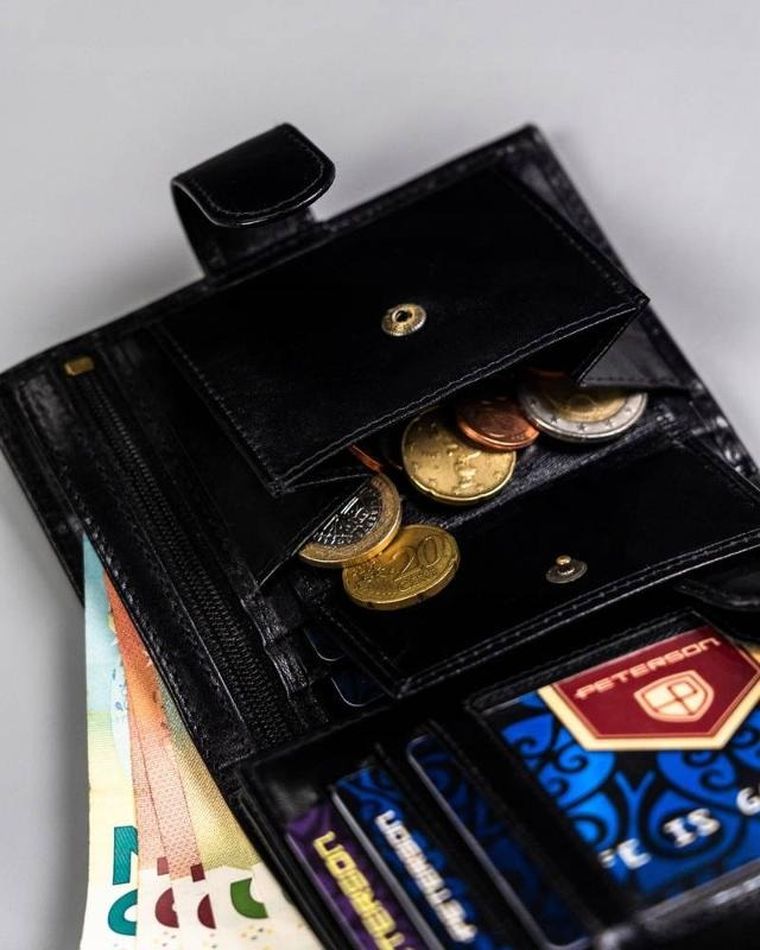 Portfel, czarny, skórzany, Peterson