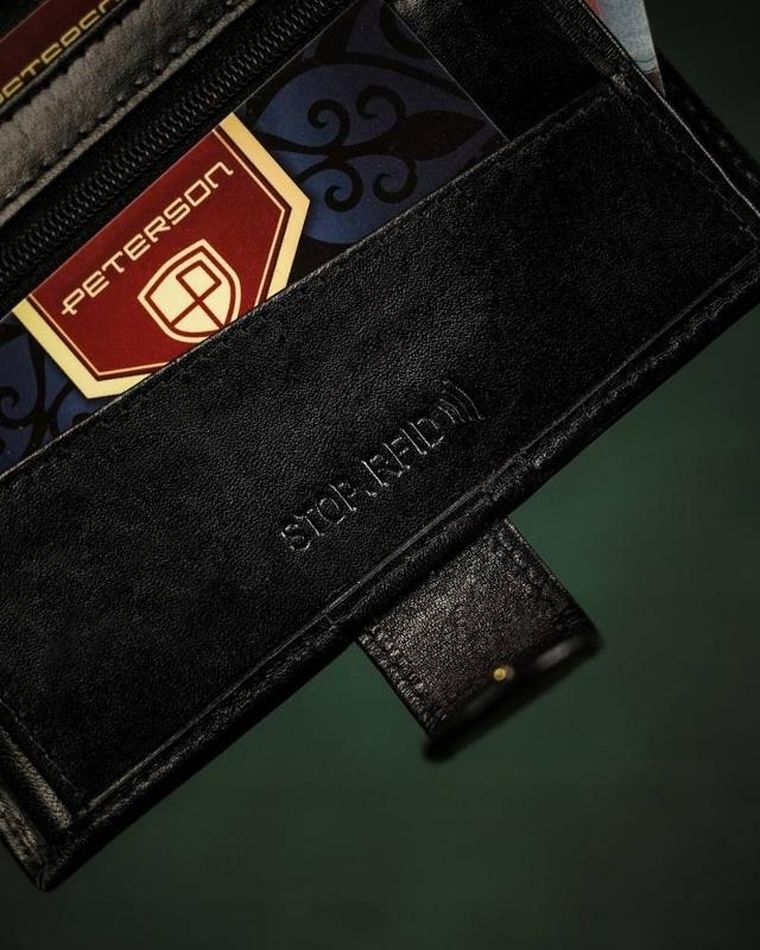 Portfel, czarny, skórzany, Peterson