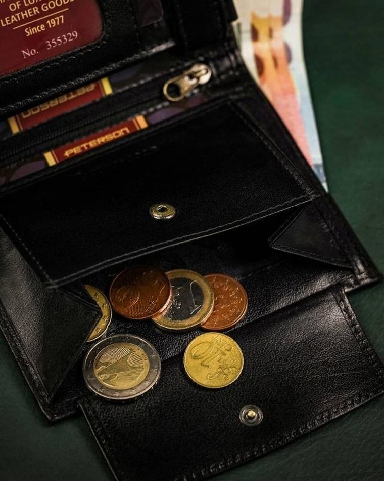 Portfel, czarny, skórzany, Peterson