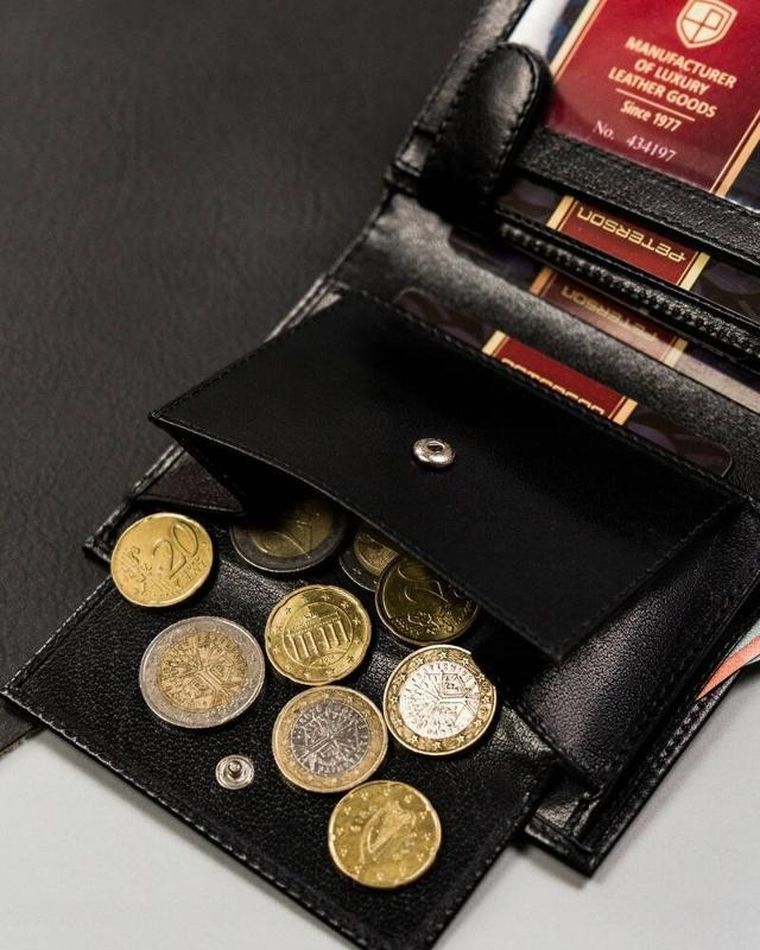 Portfel, czarny, skórzany, Peterson