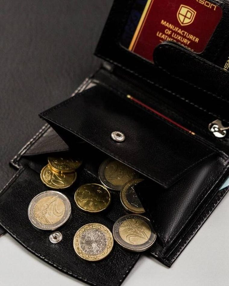 Portfel, czarny, skórzany, Peterson