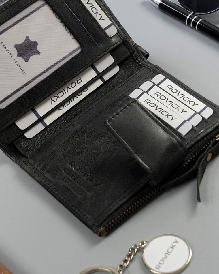 Portfel, czarny, skórzany, RFID, Rovicky