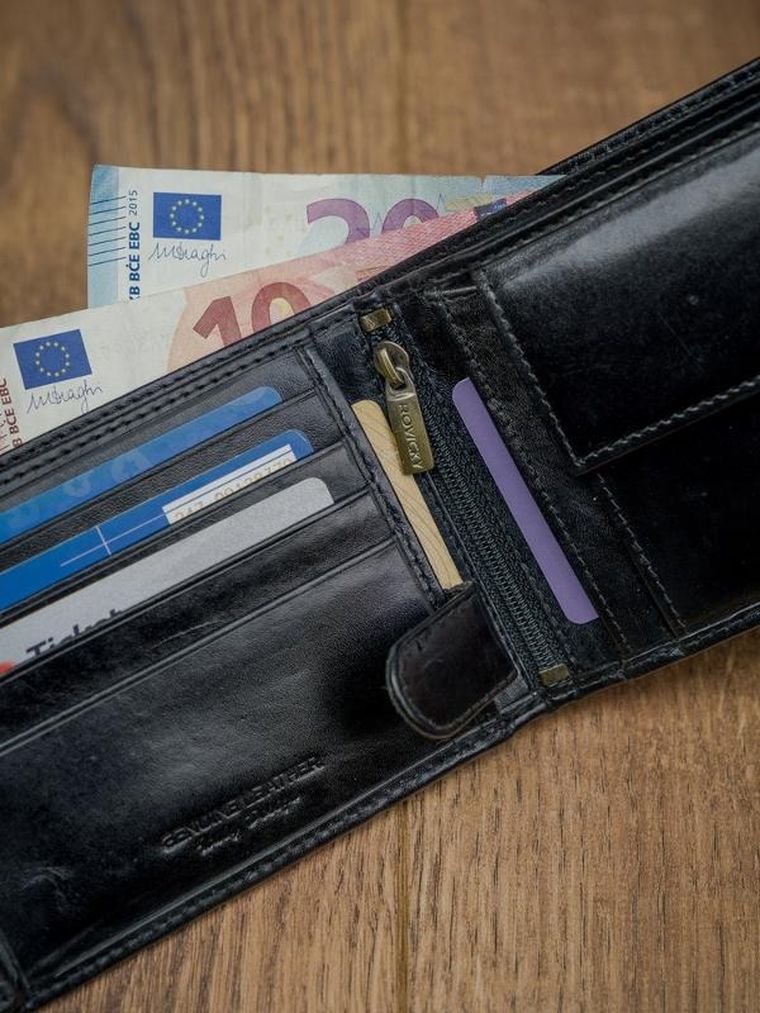 Portfel, czarny, skórzany, RFID, Rovicky