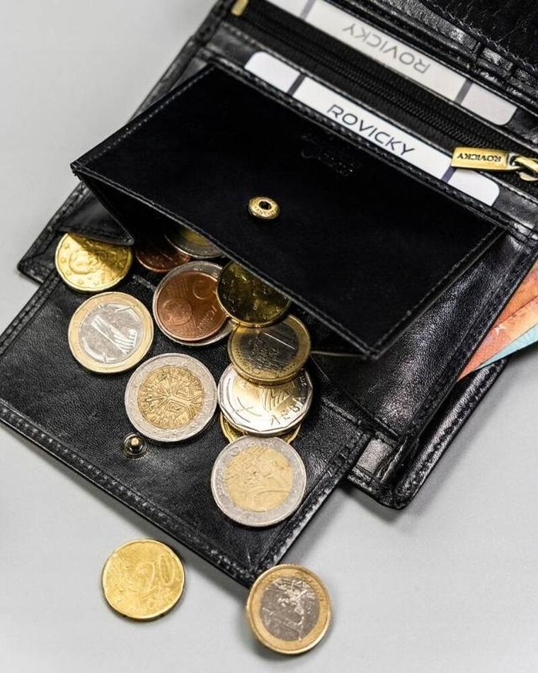 Portfel, czarny, skórzany, RFID, Rovicky