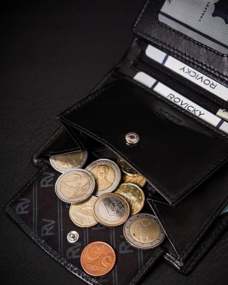 Portfel, czarny, skórzany, RFID, Rovicky