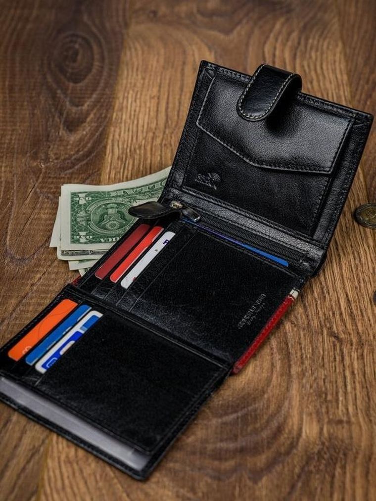 Portfel, czerwono-czarny, skórzany, RFID, Rovicky