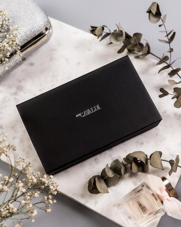 Portfel, czerwony, skórzany, RFID, Cavaldi