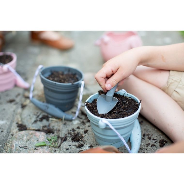 Scrunch, wiaderko z łopatką, silikonowe, ciemnoszare