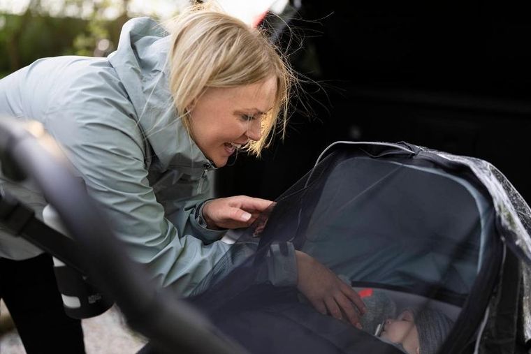 Thule, Shine, osłona przeciwdeszczowa, moskitiera