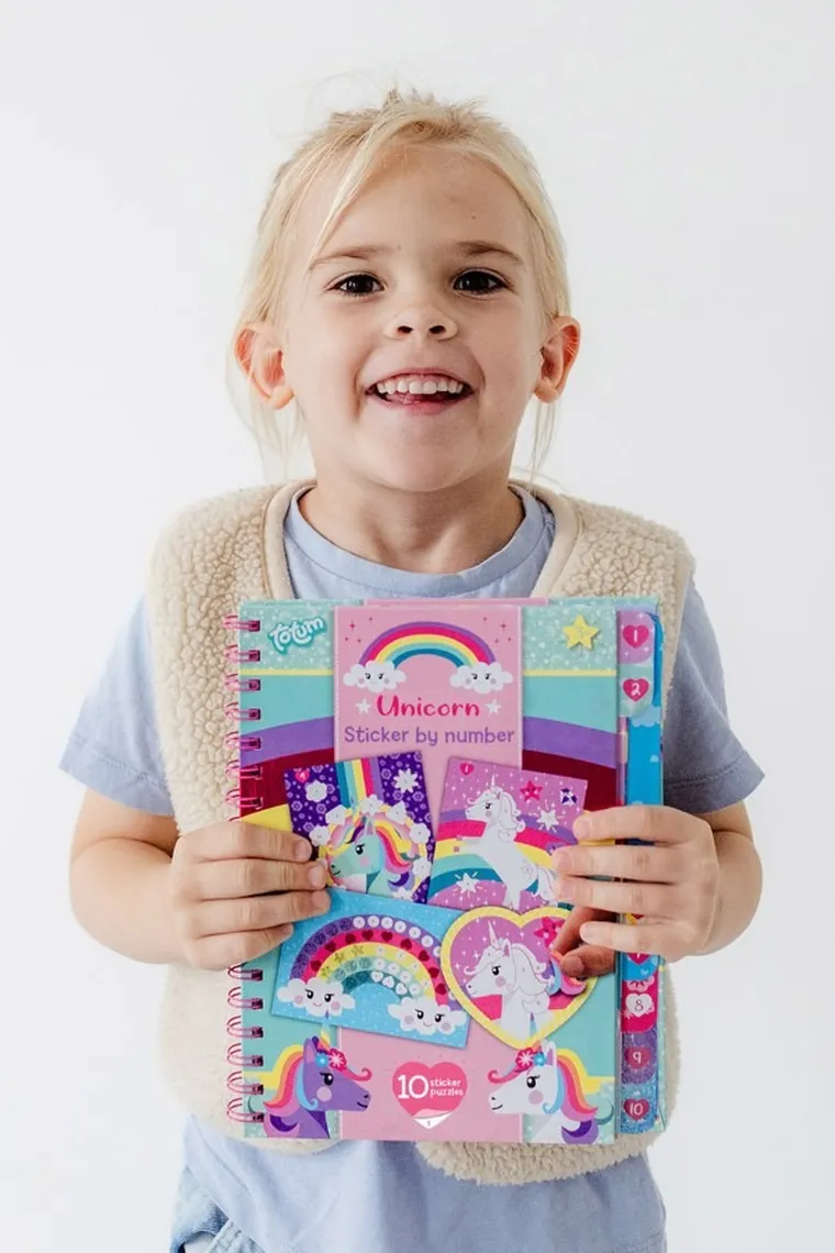 Totum, Unicorn, wyklejanie po numerach