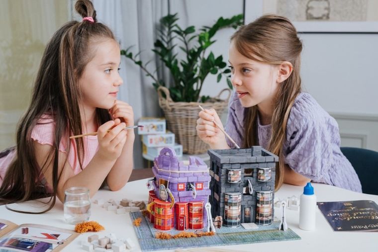 Trefl, Buduj z cegły, Harry Potter, Weasley & Weasley Shop, zestaw kreatywny