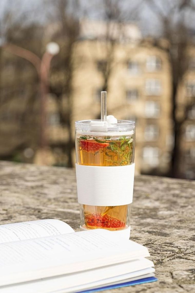 Vialli Design, kubek termiczny szklany ze słomką, 600 ml, biały Fuori