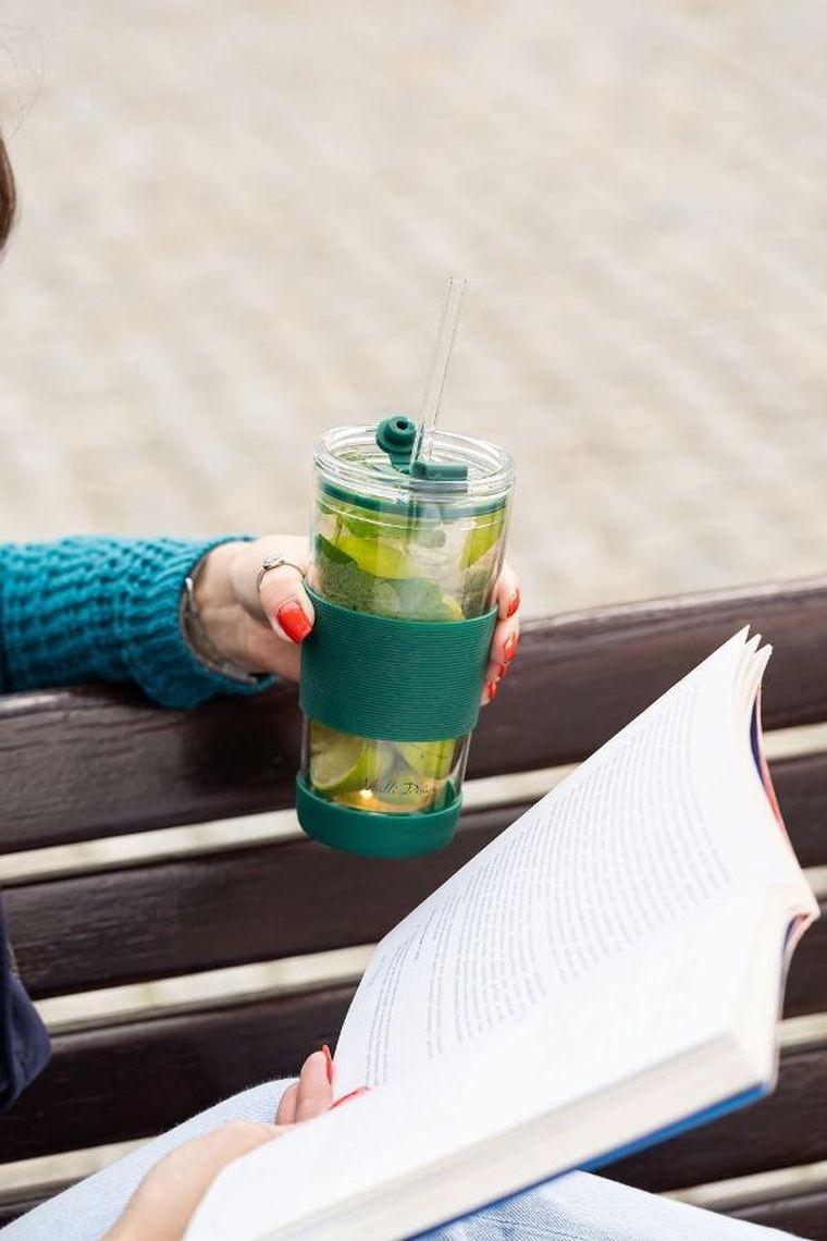 Vialli Design, kubek termiczny szklany ze słomką, 600 ml, zielony Fuori