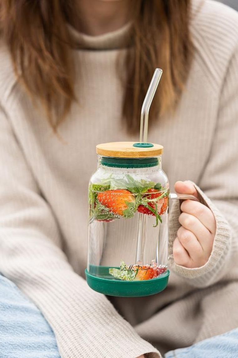 Vialli Design, słoik ze słomką, 600 ml, zielony Fuori