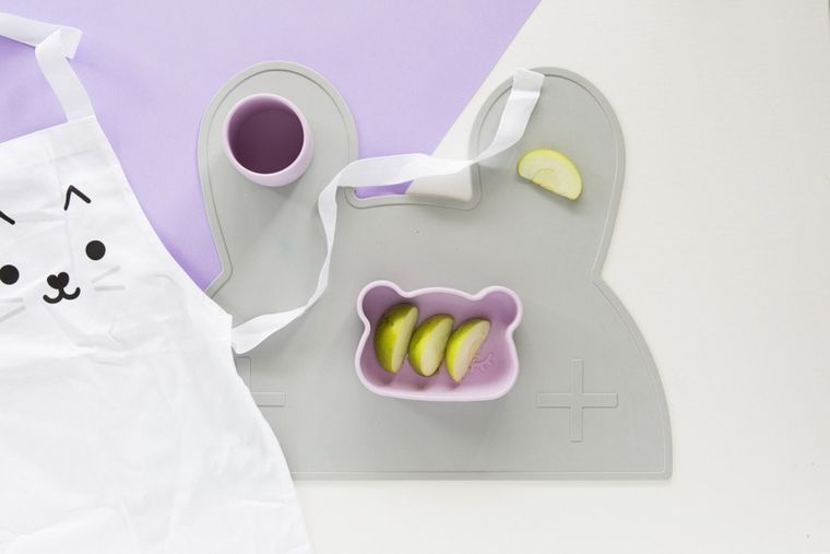 We Might Be Tiny, Króliczek, zamykany silikonowy pojemnik, ciemny szary