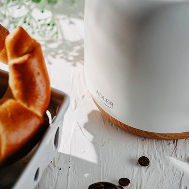 Adler, ceramiczny czajnik elektryczny, biały, 1,0l