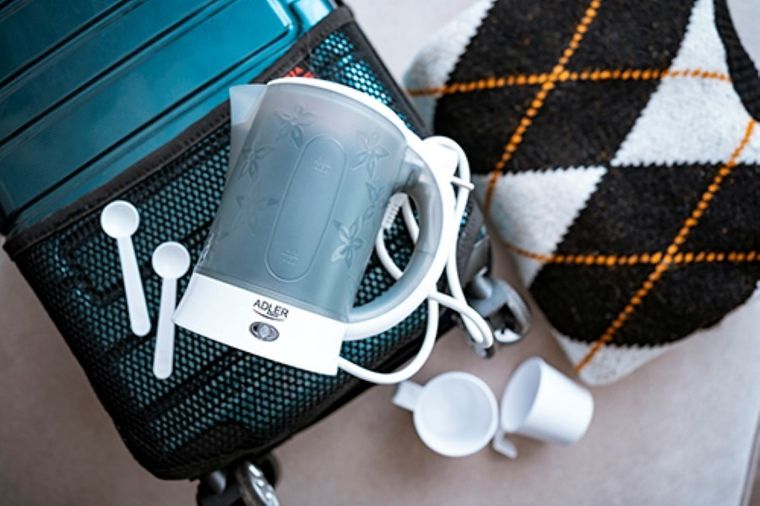 Adler, czajnik elektryczny, plastikowy, 0,6 l, 600W, AD 1268