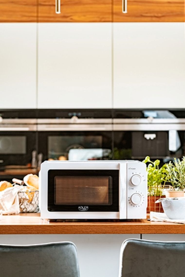 Adler, kuchenka mikrofalowa, 20l