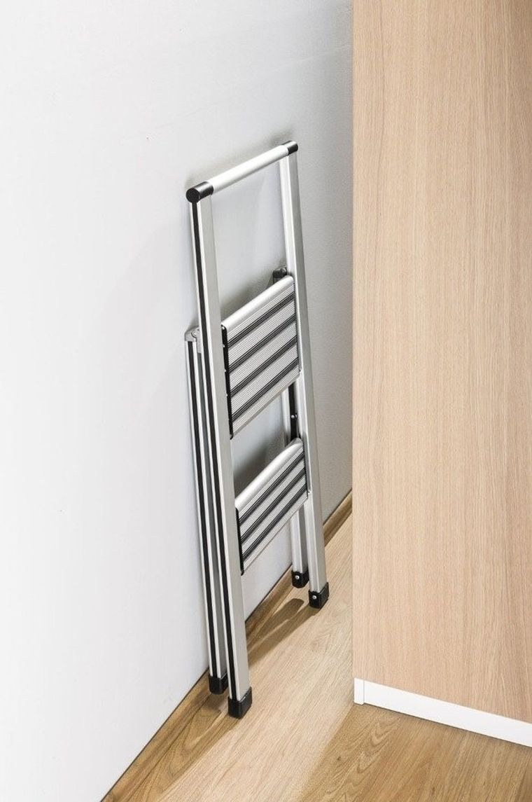 Aluminiowa drabina, 2-stopniowa