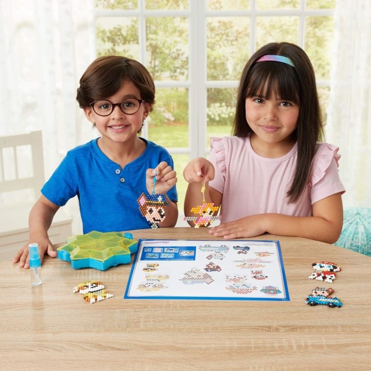 Aquabeads, Psi Patrol, koraliki wodne, zestaw startowy, 700 elementów, 35126