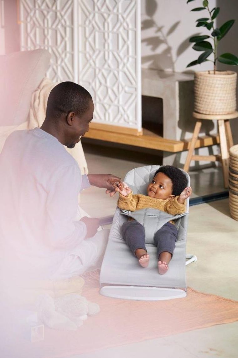 BabyBjörn, Bliss Woven, Petal Quilt, leżaczek, jasnoszary