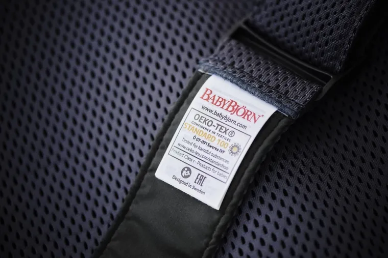 BabyBjörn, Mini 3D Mesh, nosidełko, antracytowy