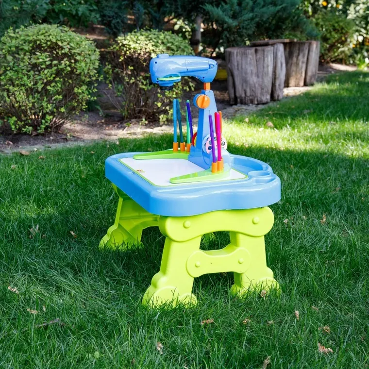 Carotina, biurko z projektorem LED