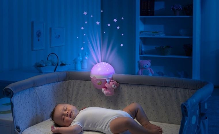 Chicco, First Dreams, Next2stars, projektor na łóżeczko z muzyką klasyczną, uspokajacz, czujnik płaczu, różowy