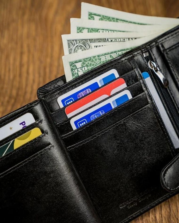 Czarny portfel męski skórzany, Forever Young