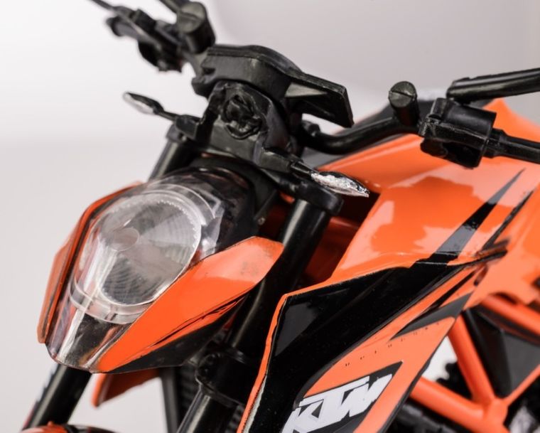 Daffi, KTM 1290 Superduke R, motocykl, model metalowy, 1:12