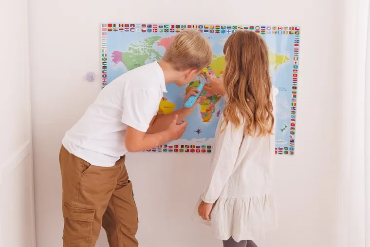 Dumel Discovery, Interaktywna mapa świata, zabawka edukacyjna