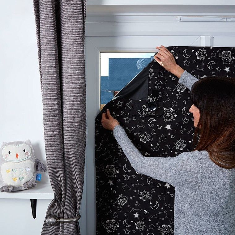 GRO Company, Gro Anywhere Blind Ollie the Owl, zasłona zaciemniająca, przenośna