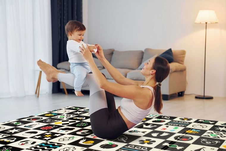 Humbi, dwustronna mata edukacyjna z pianki XPE, polski alfabet, kontrastowe obrazki, 120-180 cm