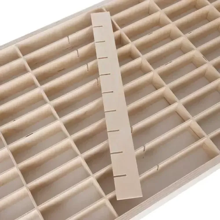 Kruzzel, półka drewniana na auta/resoraki